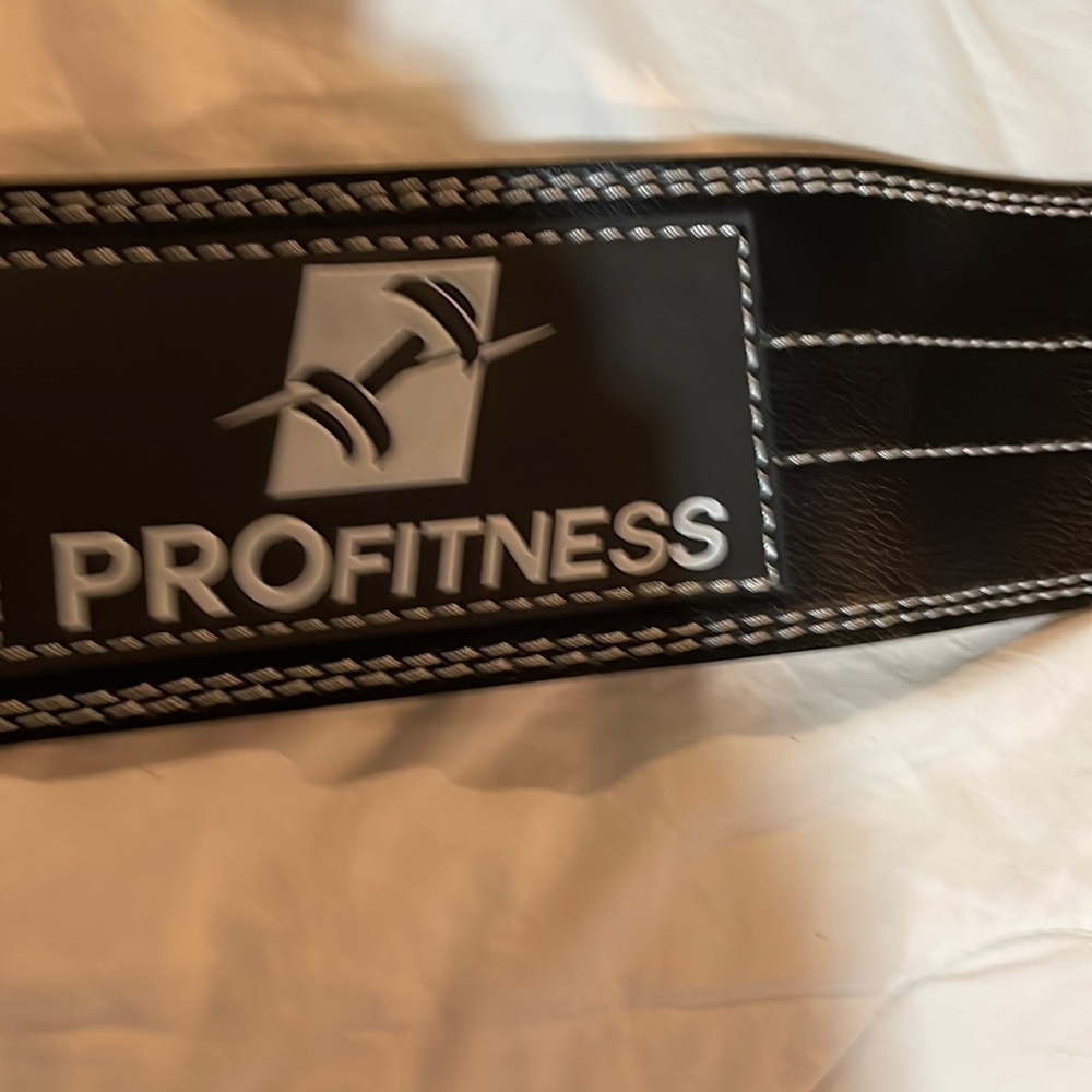 Weight lifting belt